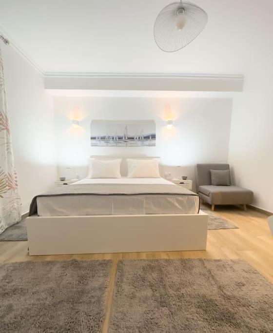 Petite Retreat In Kolonaki, Athens /Netflix Apartment Exterior photo